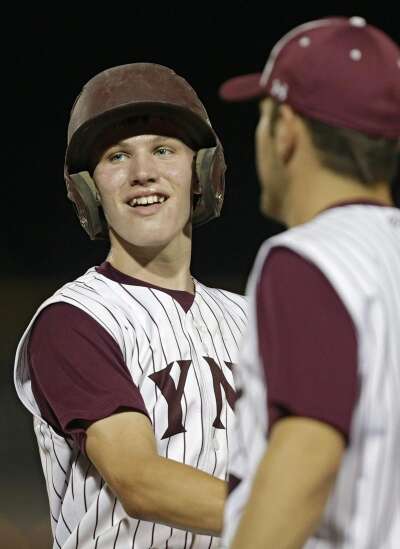North Linn finds the fun in district baseball victory