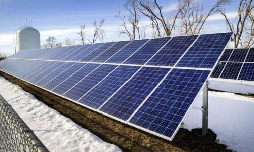 Cedar Rapids, Hiawatha solar project save taxpayers thousands, report finds