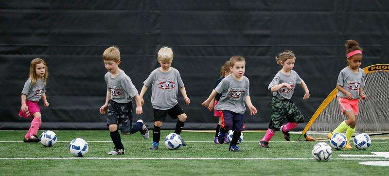 Iowa’s youth soccer leagues enact heading changes to prevent concussions