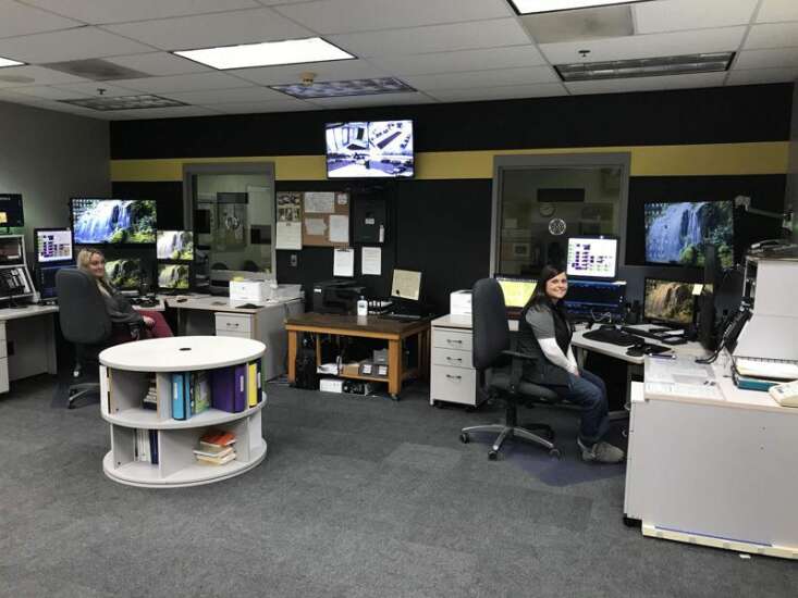 Jefferson County proposes taking on responsibility for dispatch center