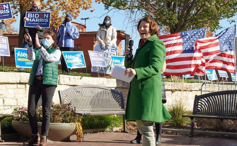 In Marion, Klobuchar calls Midwest key to Biden’s ‘blue wall’