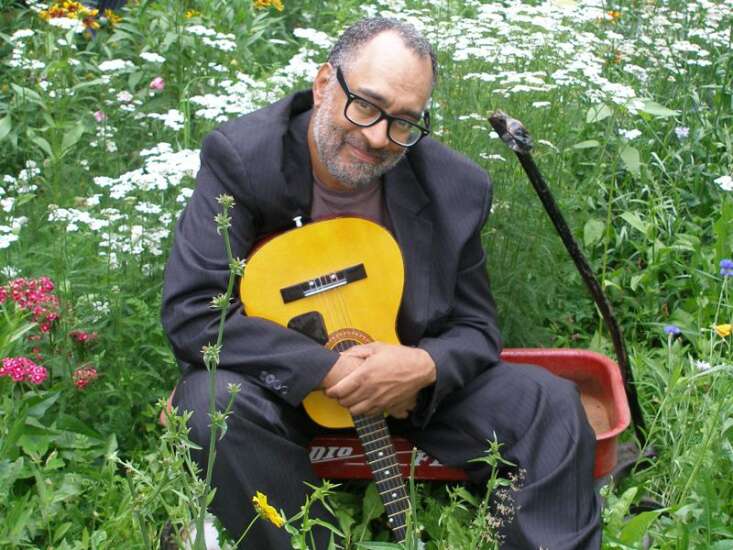 Vance Gilbert pens quirky folkie style, brings it to CSPS 8 p.m. Friday