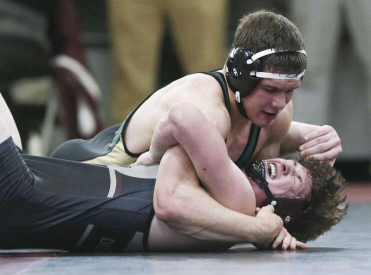 Healthier Will Hoeft returns in Iowa City West wrestling's victory over rival City High