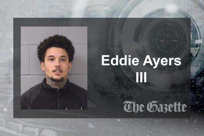 Cedar Rapids man arrested for extorting school aide he sold drugs to