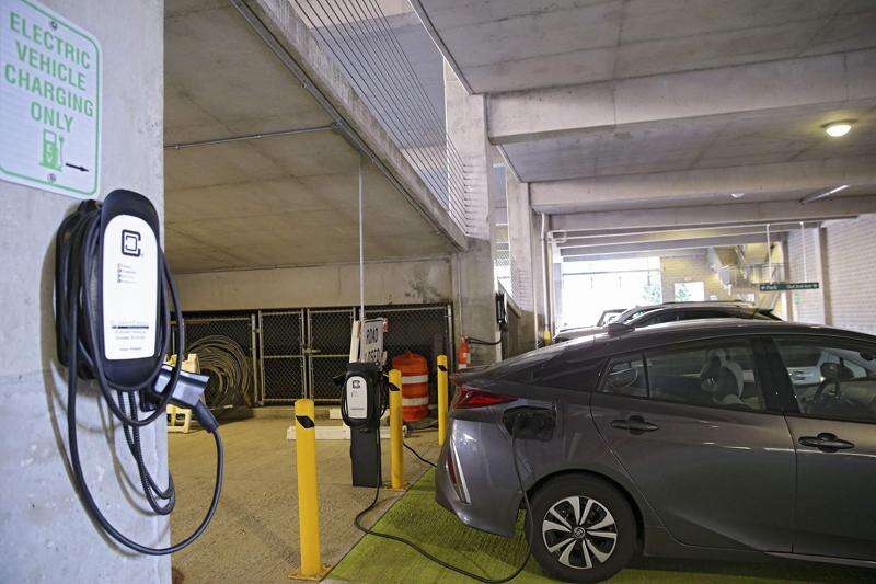 Method used to bill electric car owners in Iowa could shape future for vehicles in the state