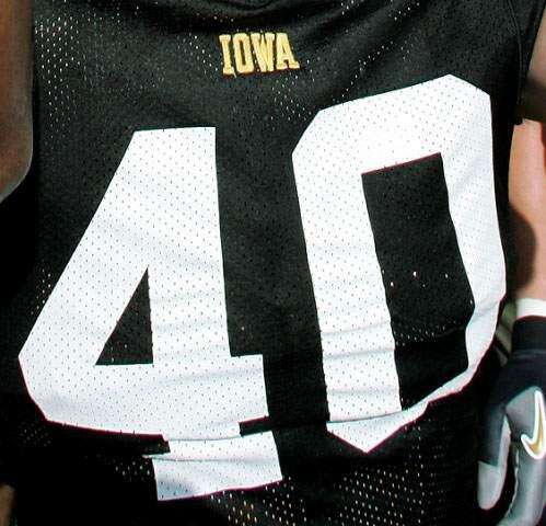 No. 40 — Long snapper Tyler Kluver
