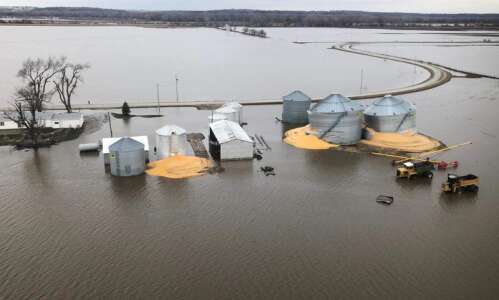 U.S. disaster aid won’t cover Iowa crops drowned by Midwest…