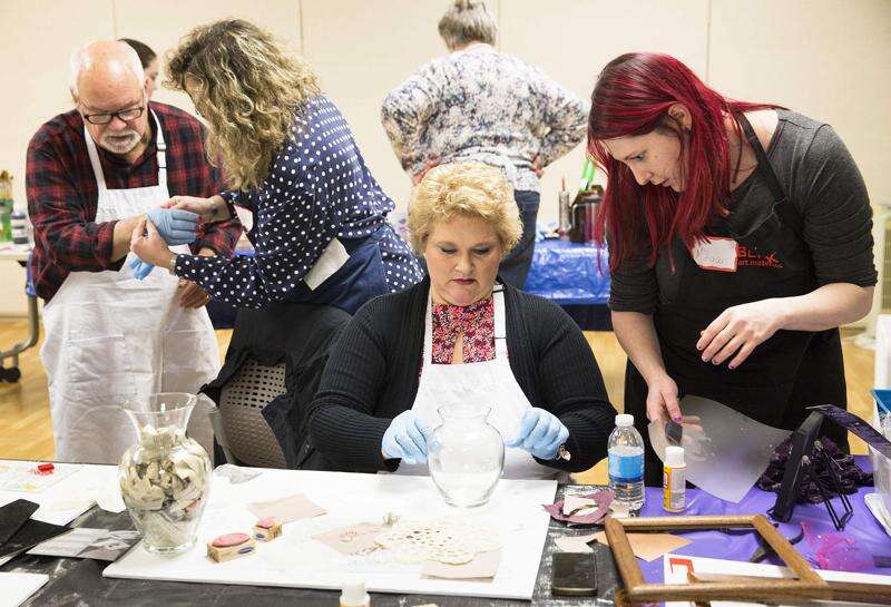 Healing Power of Art classes offer chance for creativity, expression for cancer patients, survivors