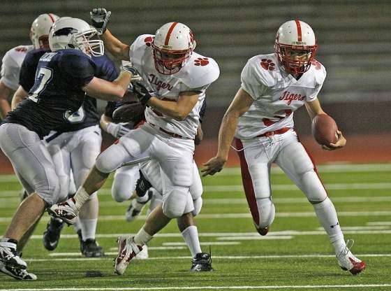 SLIDESHOW: Cedar Falls thumps shorthanded Jefferson squad