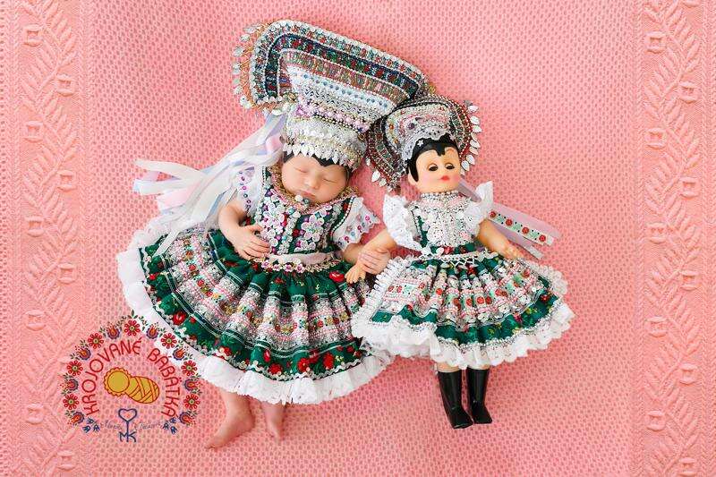 Photo exhibition features babies in Slovak folk dress