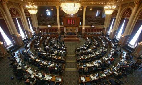 Number of minority Iowa lawmakers double but still scarce
