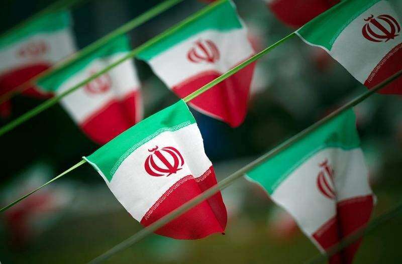 With a wary eye on Iran, Saudi and Iraqi leaders draw closer