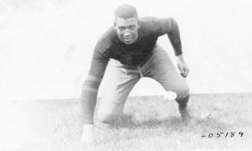 Remembering the 3 Black pioneers of Iowa football