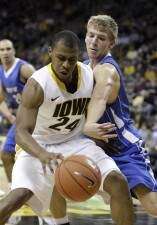 Iowa basketball: Coaches to spend week recruiting; players to spend week conditioning