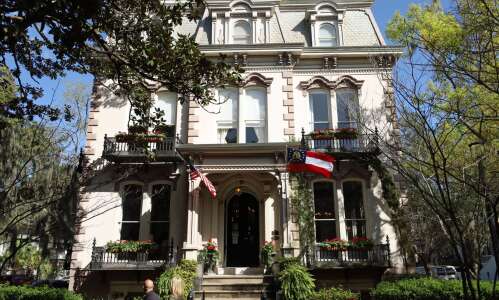Savannah charms visitors with architecture, history and stories
