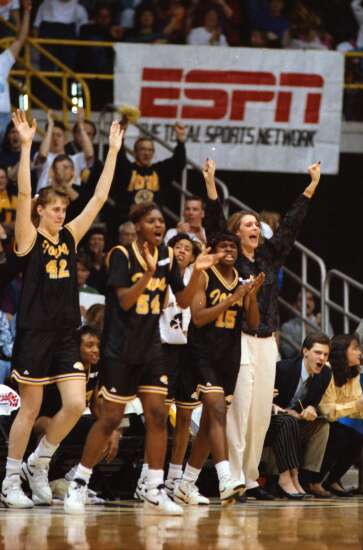 Iowa’s lone women’s Final Four team wants to be joined by current Hawkeyes