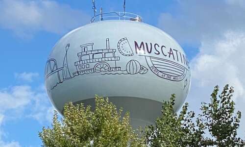 Water tower artist prepares for second contest winner