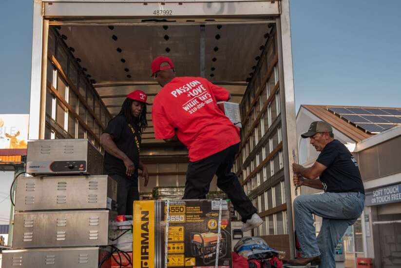 Cedar Rapids’ Willie Ray’s Q Shack heads to Louisiana to feed Hurricane Ida victims