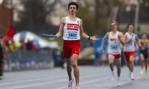 Iowa City High is deadly in Drake Relays distance medley