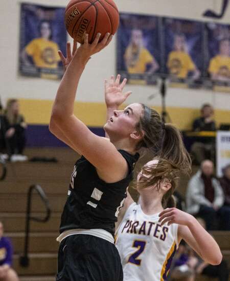 Girls’ basketball notes: Marion back in its familiar home, atop the Wamac East