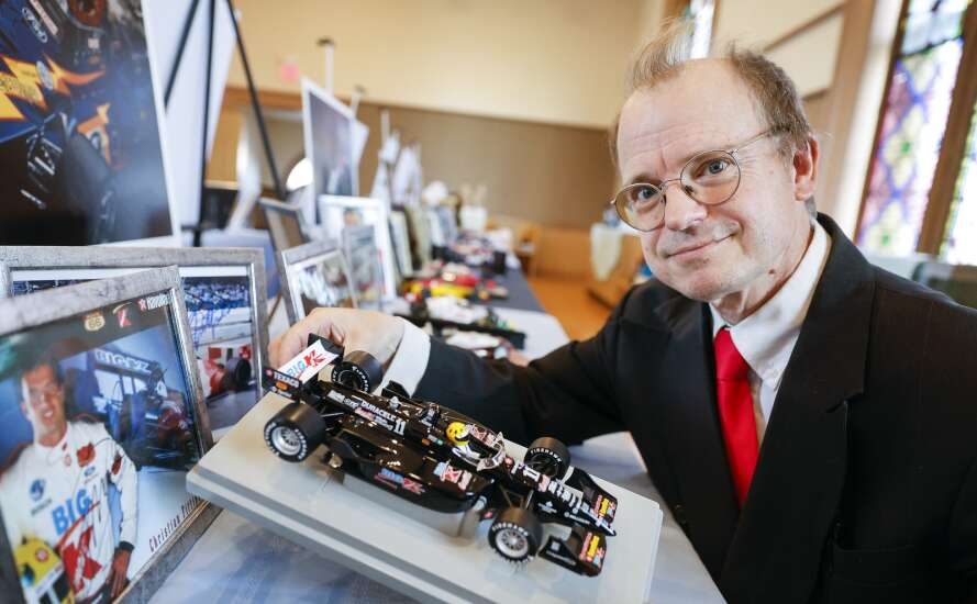 Marion historian displays model car collection in new racing exhibit