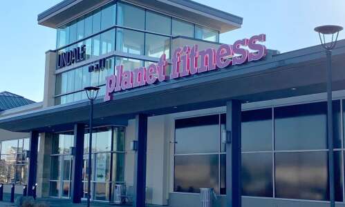 Planet Fitness, Kwik Star open new stores in the Corridor