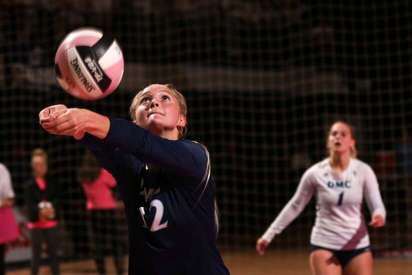 Photos: Davenport Assumption vs. Des Moines Christian in Iowa high school state volleyball tournament