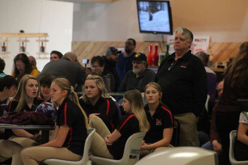 PBA Tour bowler helps his dad build Monticello’s high school bowling program