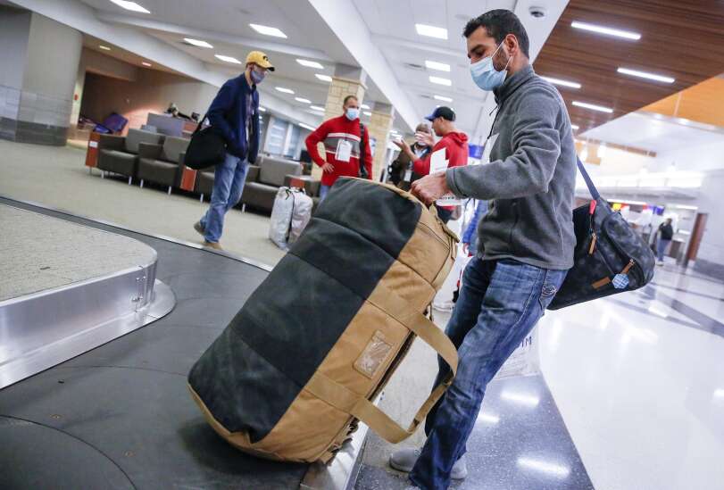 Afghan refugees begin arriving in Cedar Rapids