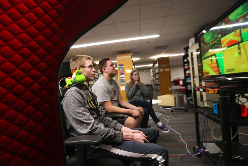 Esport teams expand opportunities for students at Iowa’s high schools