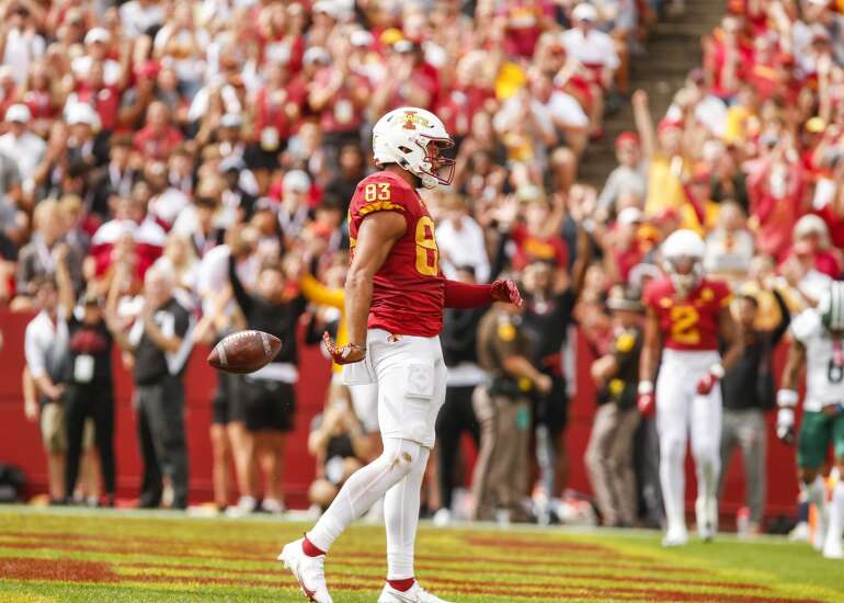 Iowa State TE DeShawn Hanika bided his time and is now making his mark on the Cyclones’ offense