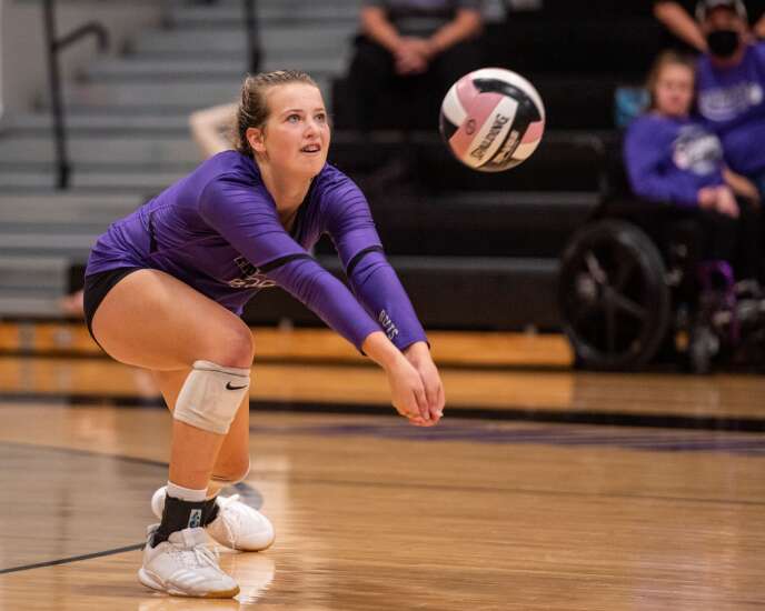 Iowa all-state volleyball 2021: West Liberty’s Macy Daufeldt shares player of the year