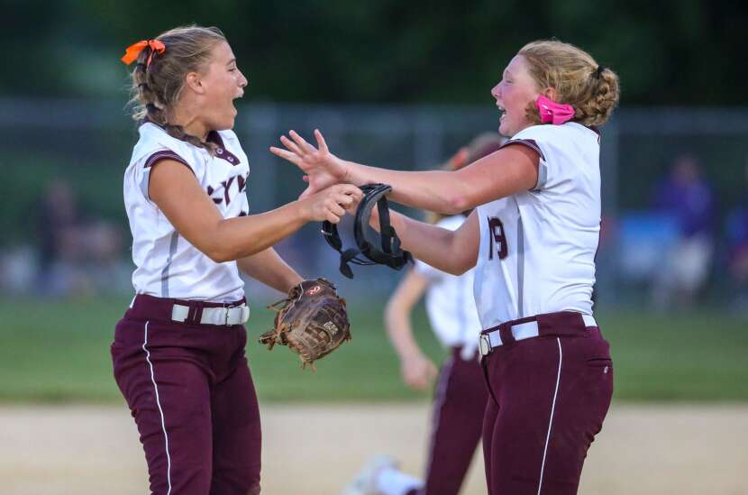 Softball notes: After 3 years and 88 straight losses, there’s joy at Cedar Rapids Washington