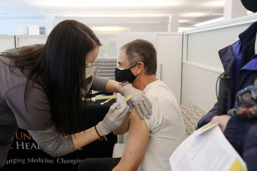 University of Iowa Hospitals and Clinics drops mask requirement