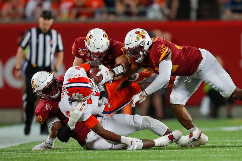 Photos: Iowa State Cyclones vs. Clemson Tigers in Cheez-It Bowl