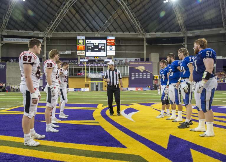 Photos: Williamsburg vs. West Lyon in Class 2A Iowa high school state football semifinals