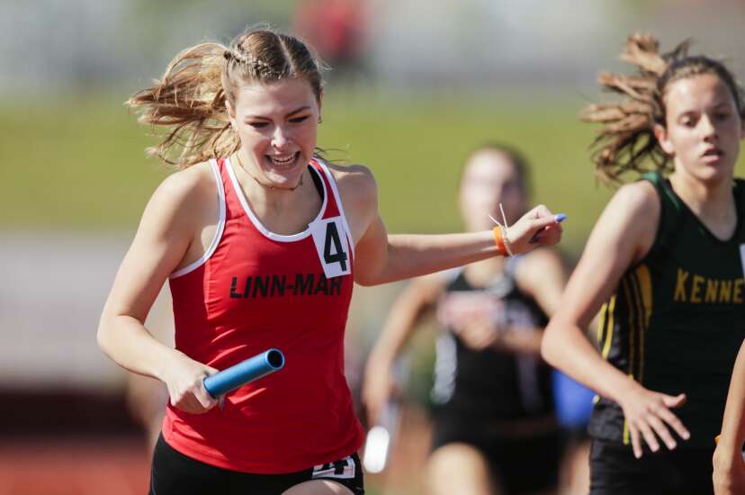 Linn-Mar ‘Senior Squad’ shines once more in state-qualifying track meet