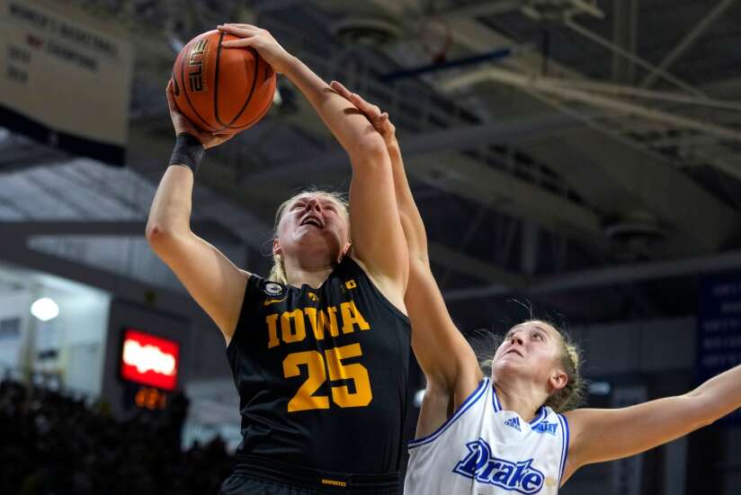 Czinano-vs.-Lee showdown is off, but K-State presents new challenges for Iowa women’s basketball