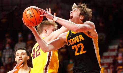 Minnesota-Iowa men’s basketball glance: Time, TV, 6 facts