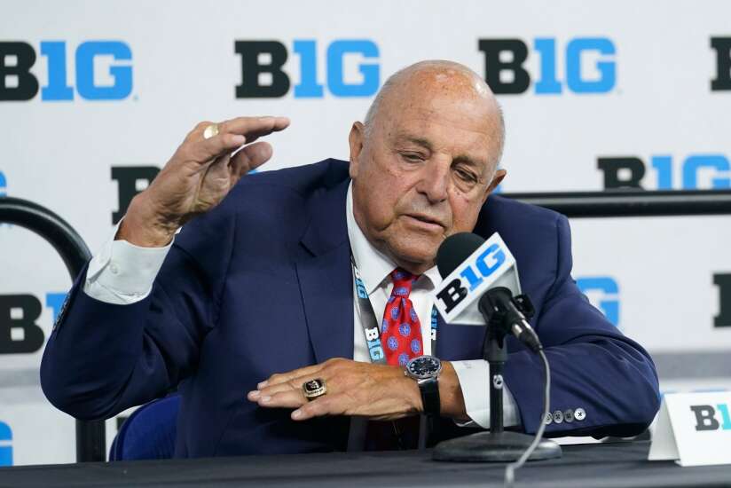 Big Ten coaches brace for ‘complicated’ scenario of preserving rivalries without divisions