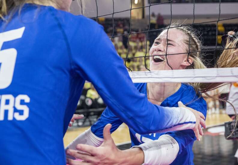 State volleyball photos: Marion vs. Clear Creek Amana in Class 4A quarterfinals