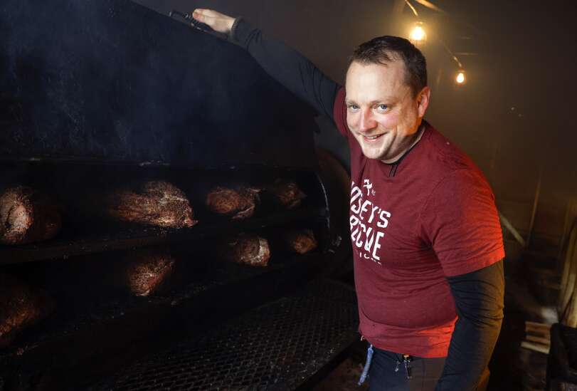 Mosley’s Barbecue owner releases rub recipe that’s helped define Iowa barbecue in North Liberty, Iowa City