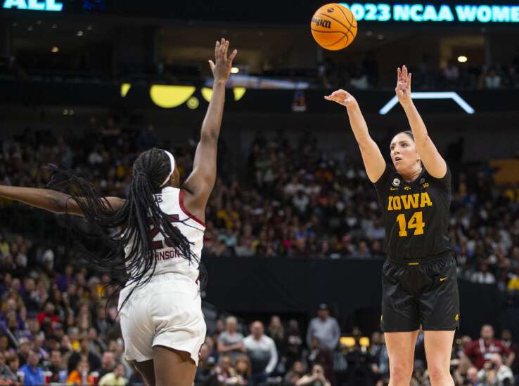Photos: Iowa takes down undefeated South Carolina in Final Four 