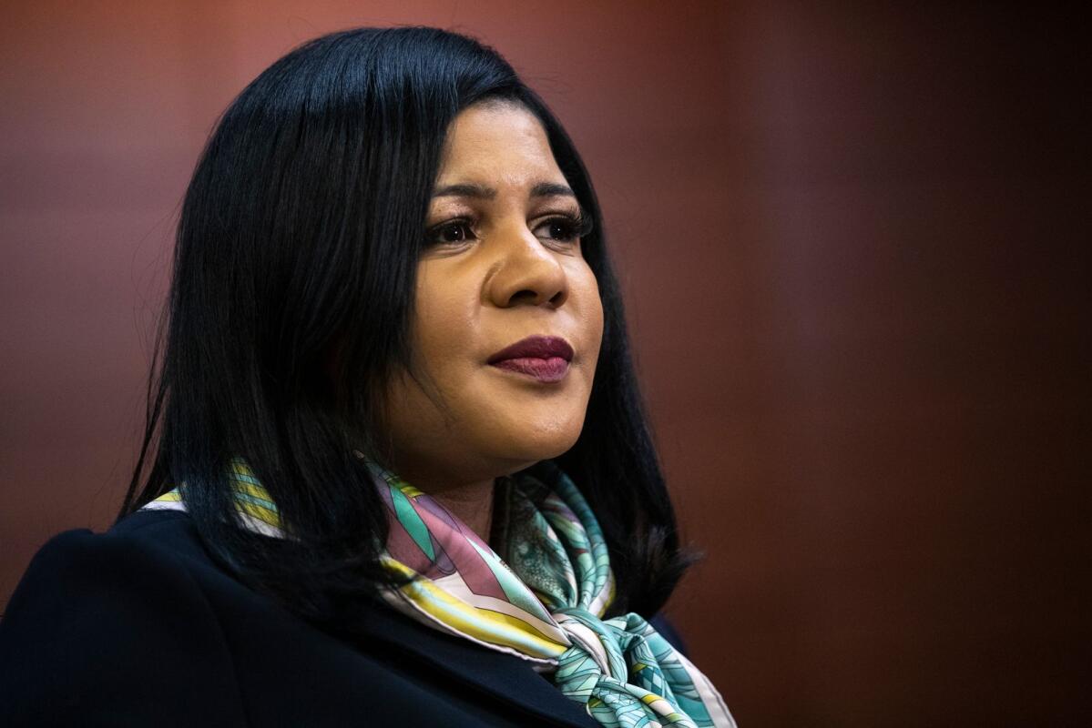 Cedar Rapids schools plans to examine its system as new contract Cedar Rapids schools plans to examine its system as new contract