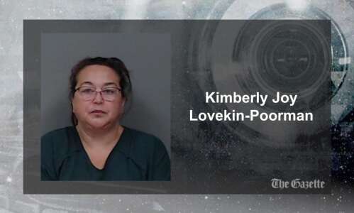 Cedar Rapids woman charged with insurance fraud