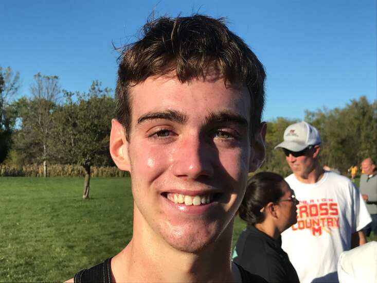 Center Point-Urbana duo run off with Wamac cross country individual titles