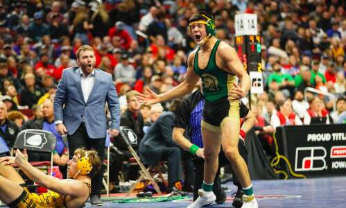 3A state wrestling: Hunter Garvin, Ben Kueter become 3-time champions