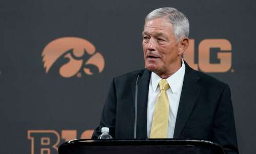 Iowa offense optimistic about correcting ‘makeable plays’ in 2022