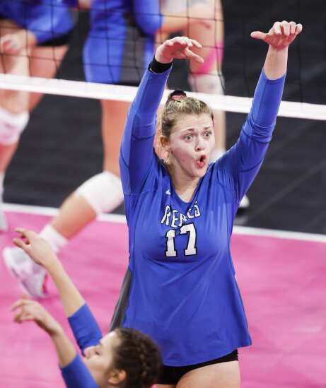 Photos: Gladbrook-Reinbeck vs. Fort Madison Holy Trinity in Class 1A state volleyball quarterfinals