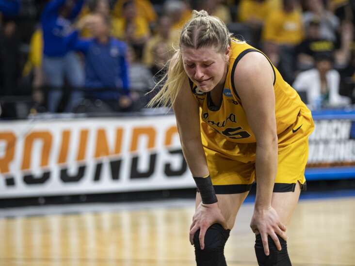 Creighton breaks Iowa Hawkeyes’ hearts in NCAA women’s basketball stunner